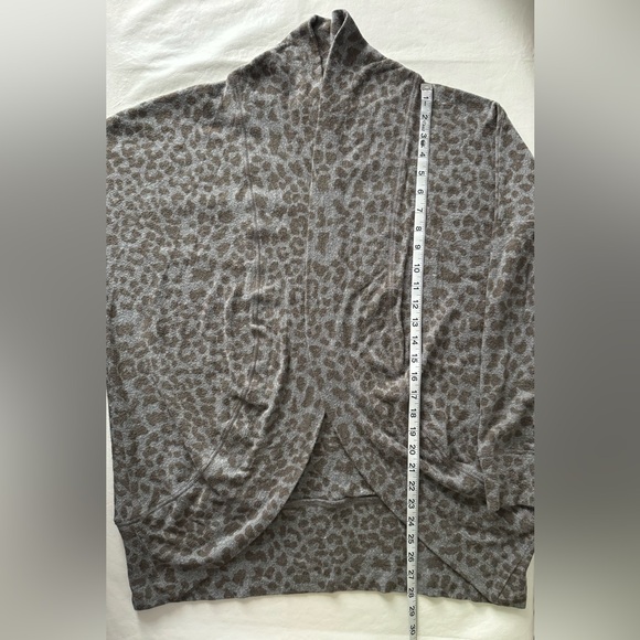 SUNDRY Leopard Print Cardigan Size 2/M - Picture 13 of 13